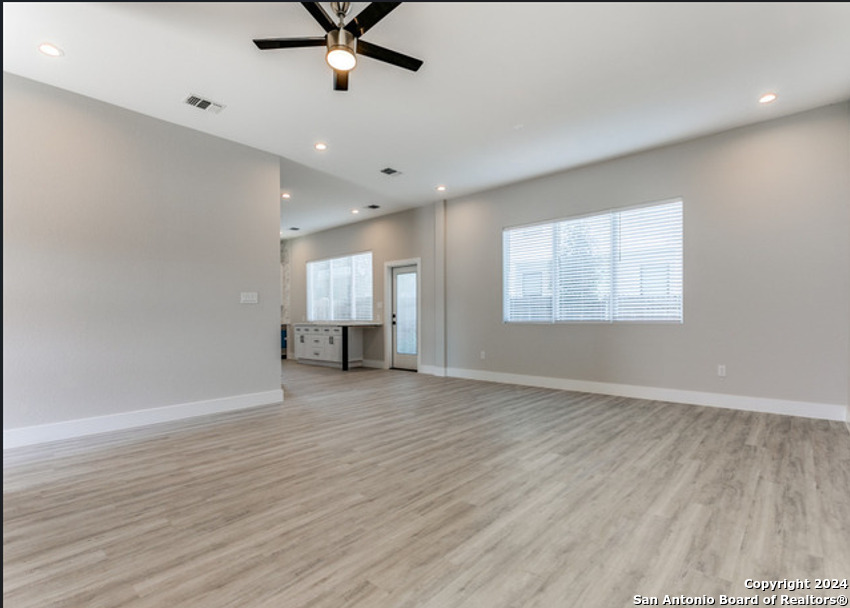 1618 W Lawndale Drive San Antonio TX 78209