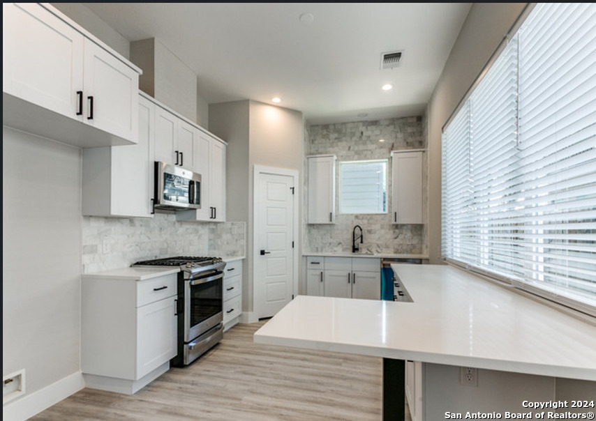 1618 W Lawndale Drive San Antonio TX 78209