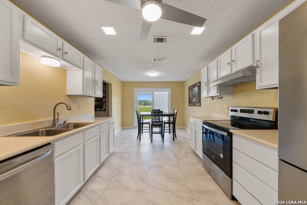 1174 Mooncrest Drive New Braunfels TX 78130