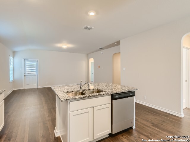 1725 Rocky Rise San Antonio TX 78245