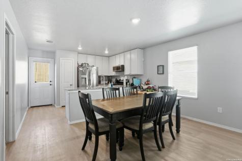 10231 Mesa Medina San Antonio TX 78252