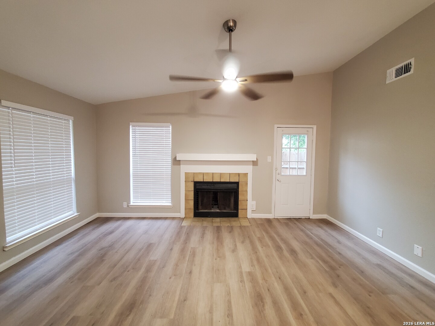 5717 Lochmoor San Antonio TX 78244