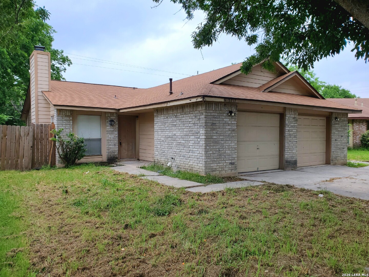 5717 Lochmoor San Antonio TX 78244