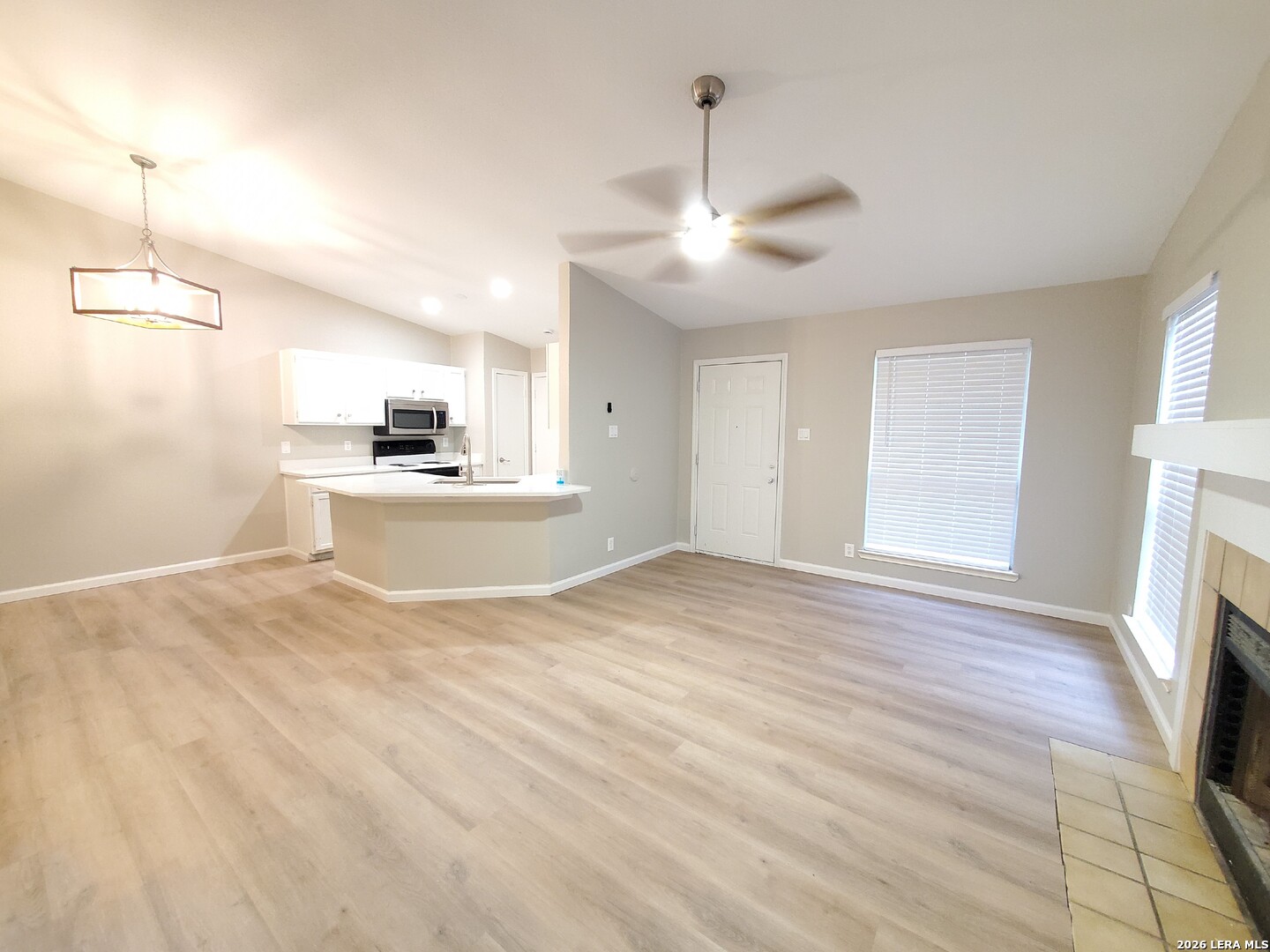 5717 Lochmoor San Antonio TX 78244