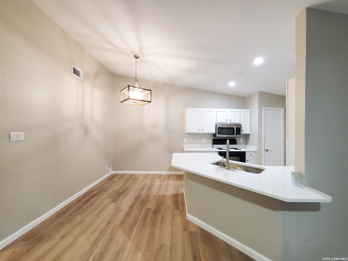 5717 Lochmoor San Antonio TX 78244