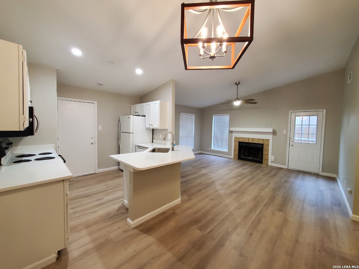 5717 Lochmoor San Antonio TX 78244