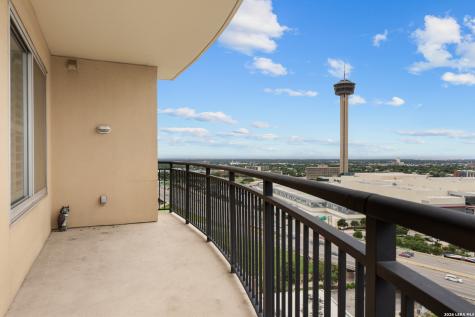 215 Center San Antonio TX 78202