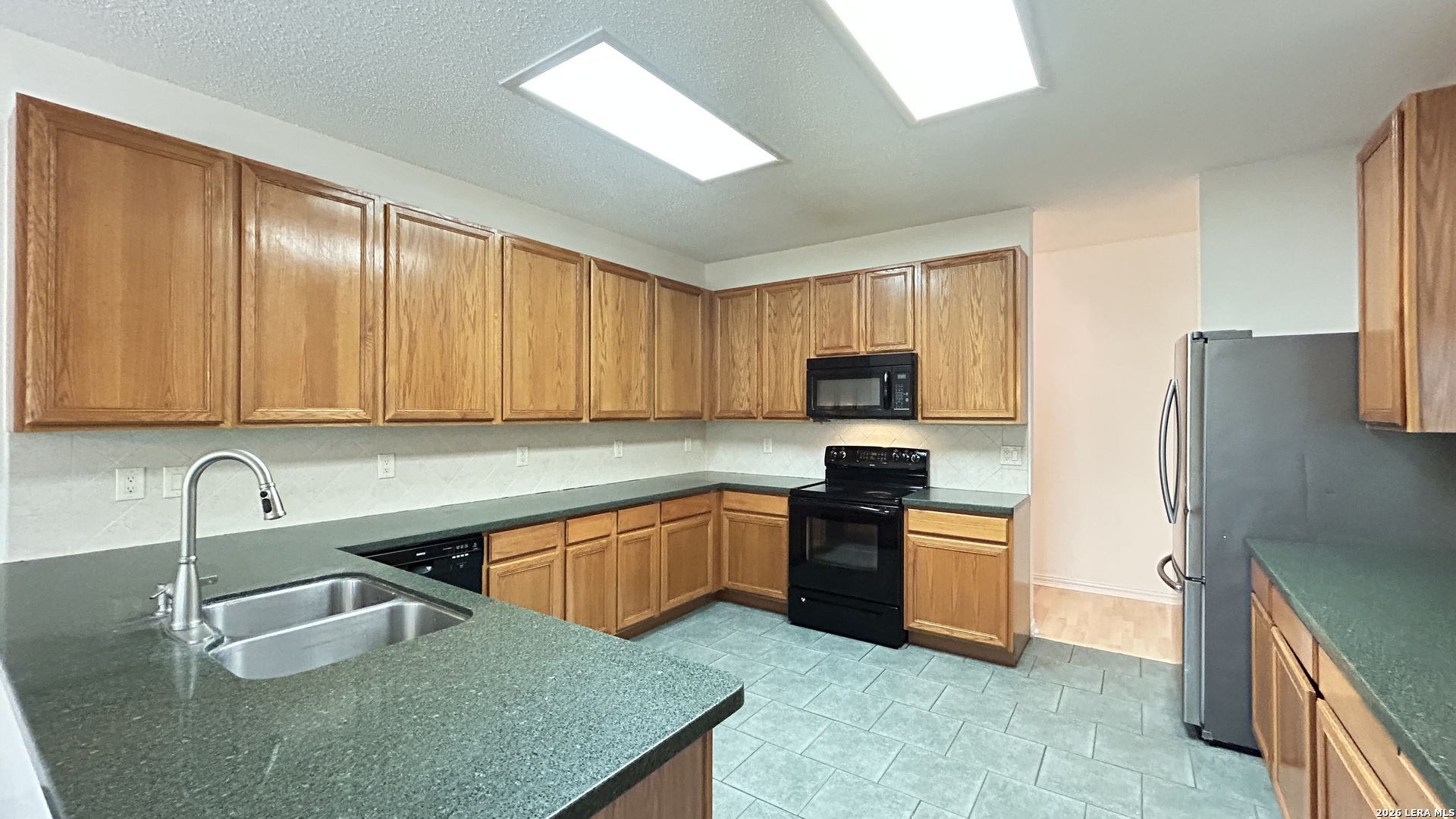 2203 Opal Creek Drive San Antonio TX 78232