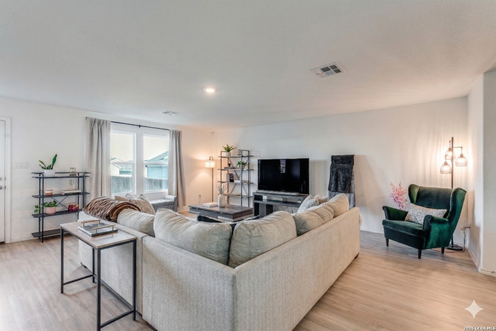 5319 Devils Ridge Converse TX 78109