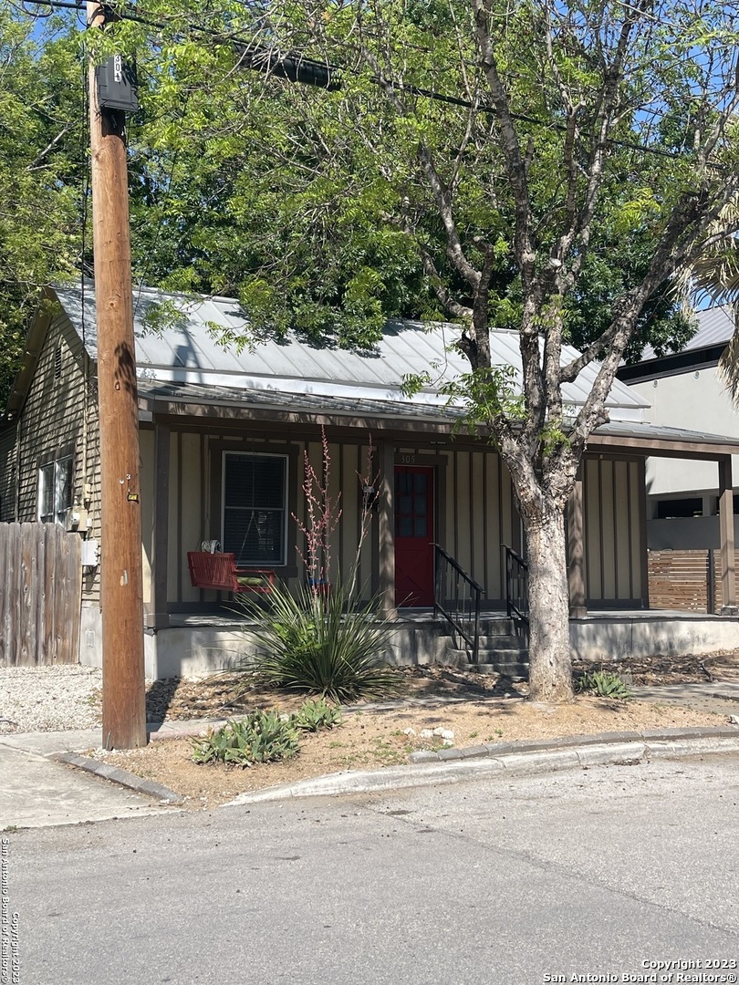 305 Barrera Street San Antonio TX 78210
