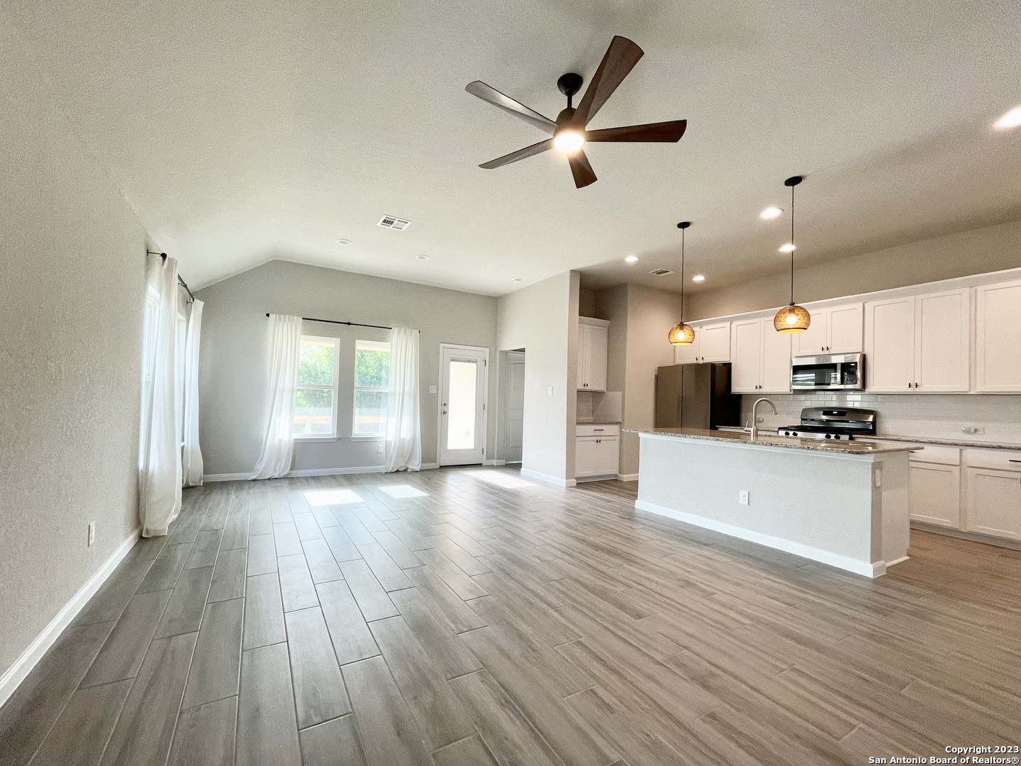 1518 Stony Island Drive San Antonio TX 78245