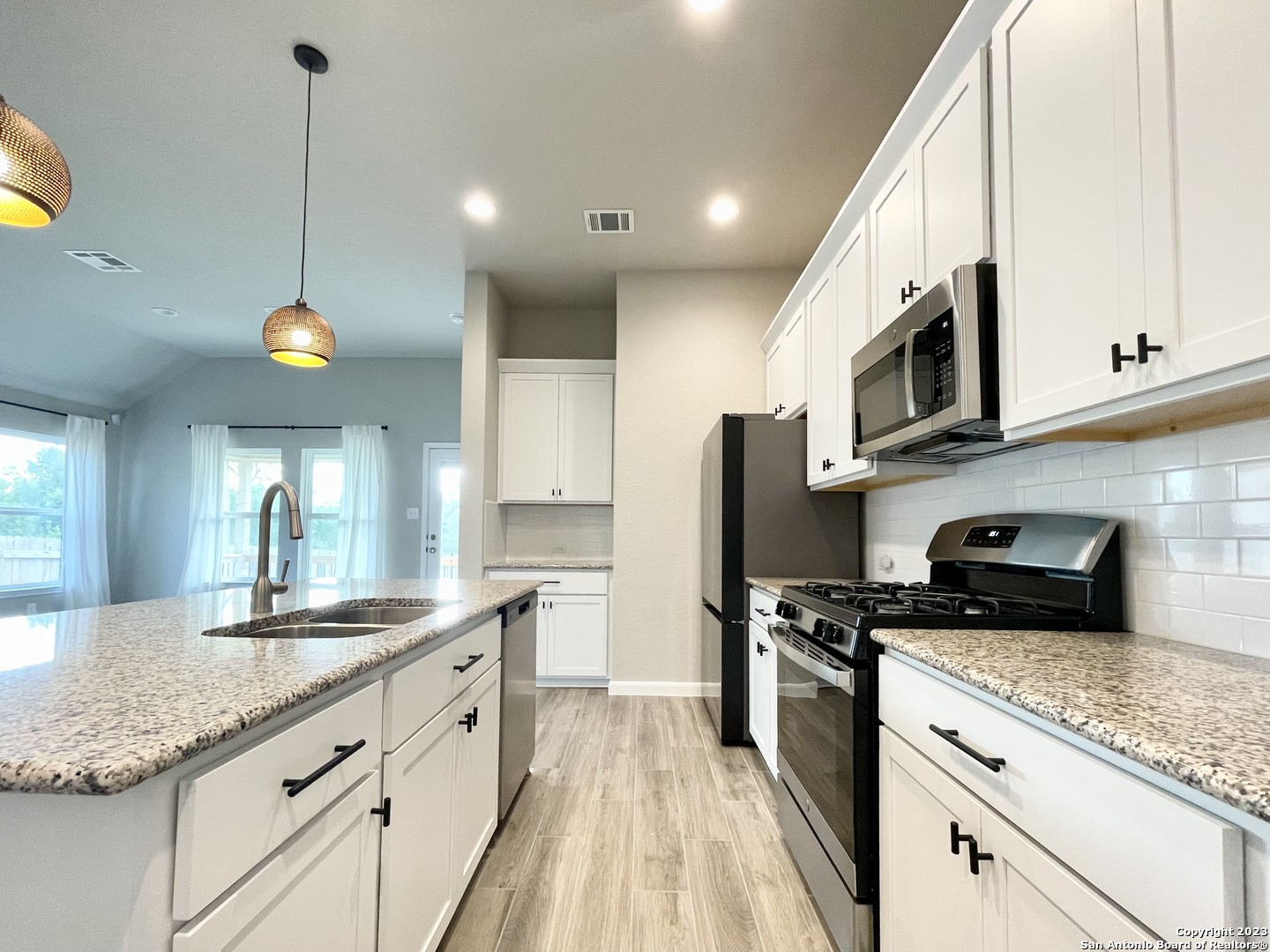 1518 Stony Island Drive San Antonio TX 78245