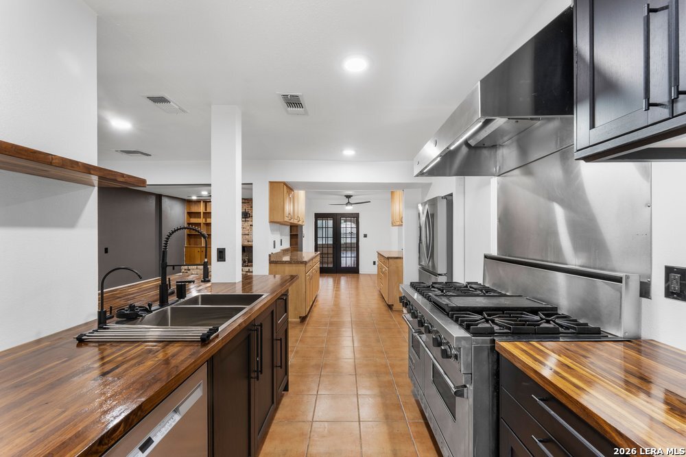 3614 Versailles Drive San Antonio TX 78219