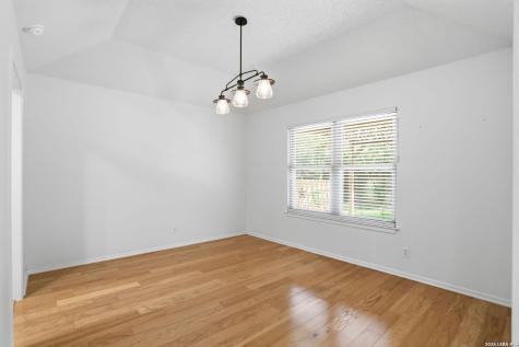 1826 Encino Rio San Antonio TX 78259