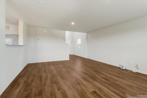 414 Retama Pass San Antonio TX 78222
