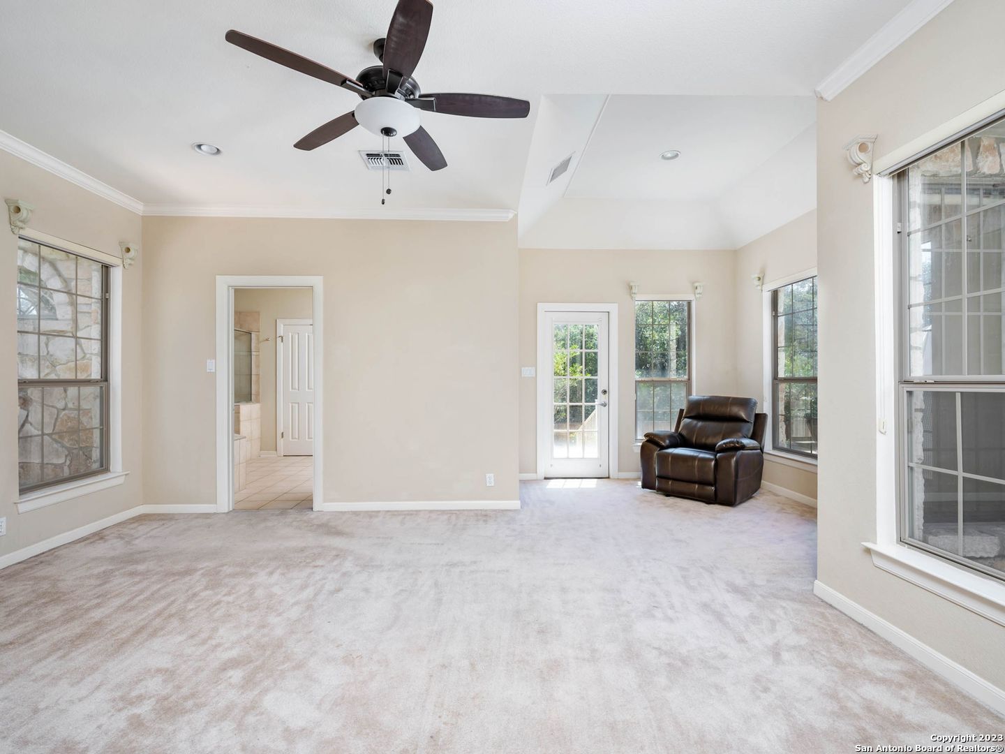 2342 Fountain Way San Antonio TX 78248