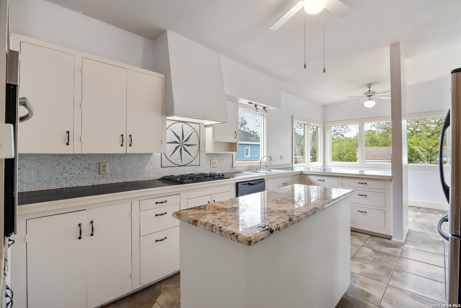 636 Patterson Avenue Alamo Heights TX 78209