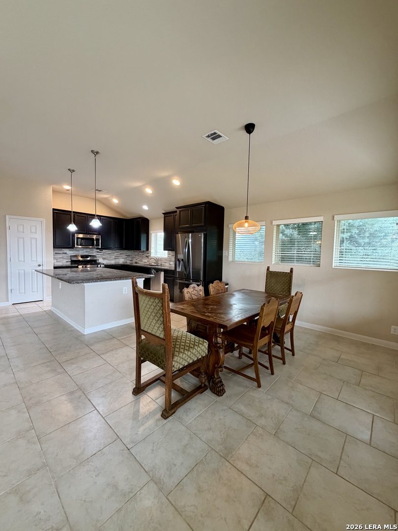 646 Ridge Lawn Drive New Braunfels TX 78130