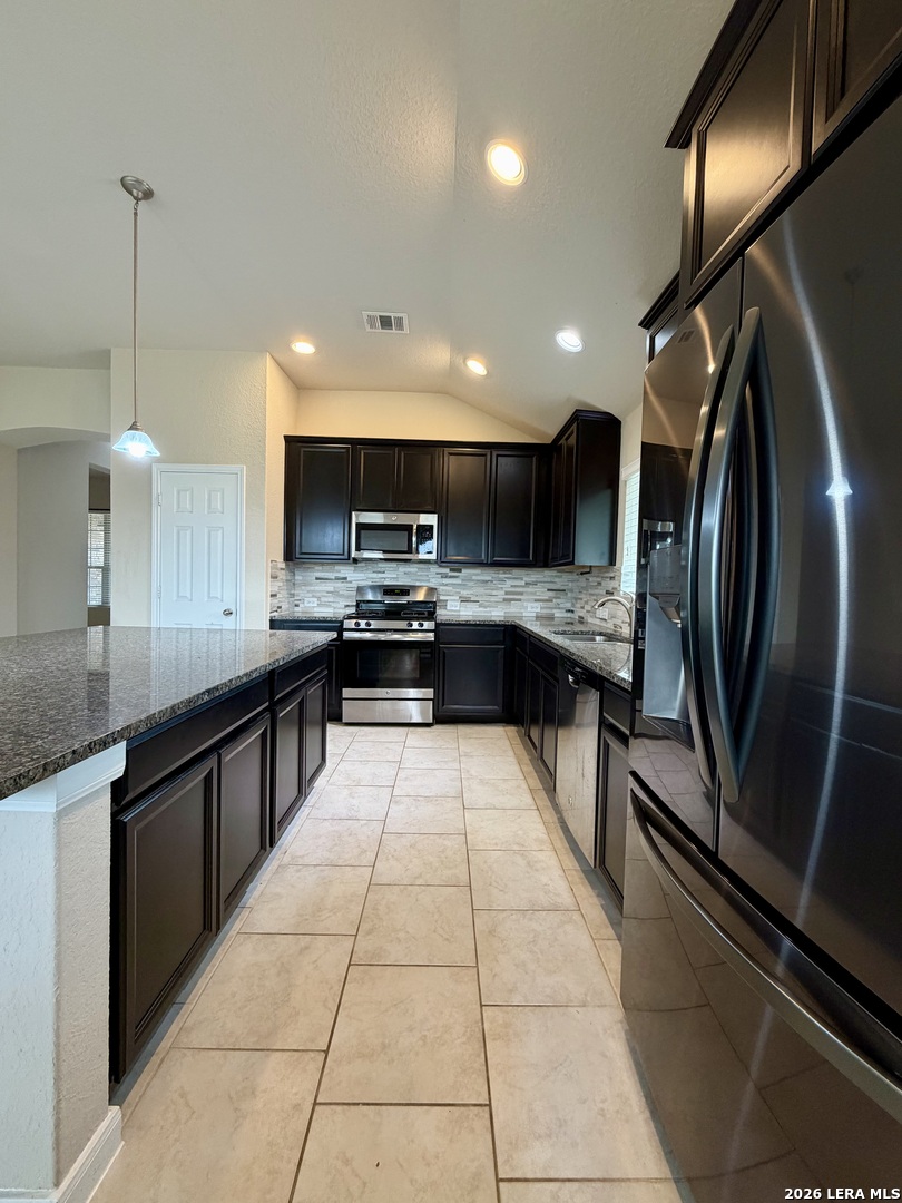 646 Ridge Lawn Drive New Braunfels TX 78130