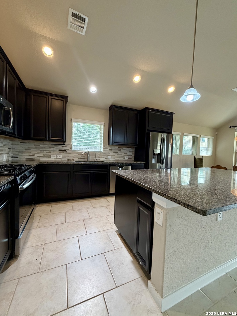 646 Ridge Lawn Drive New Braunfels TX 78130