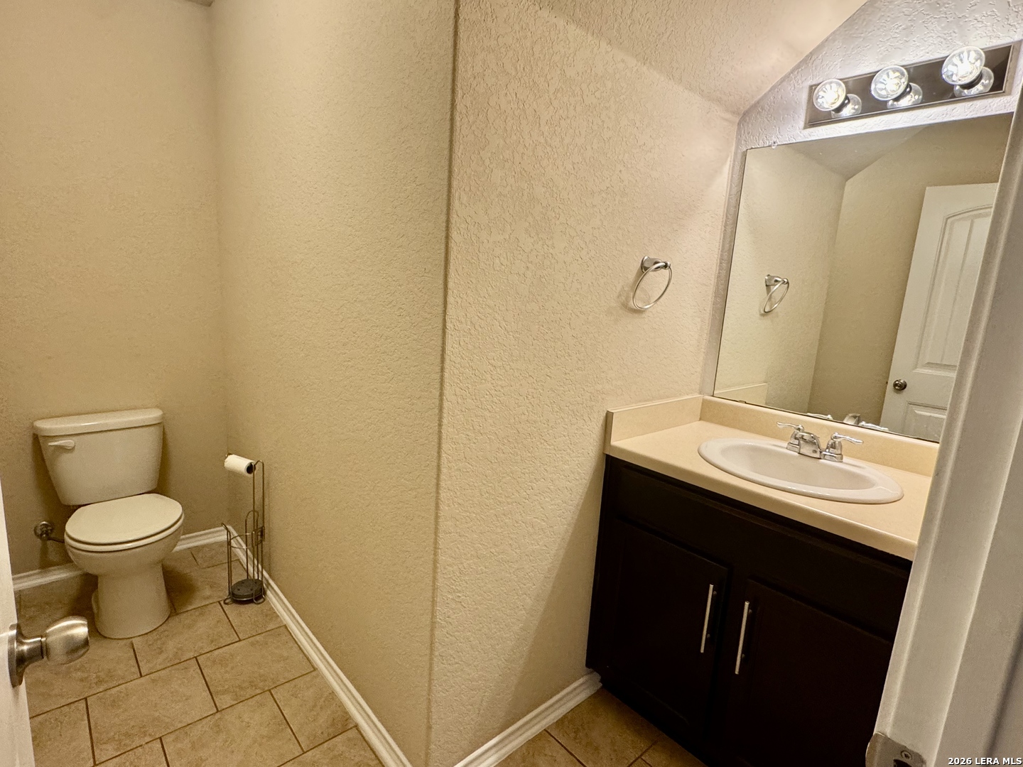 1607 Tree Run San Antonio TX 78245
