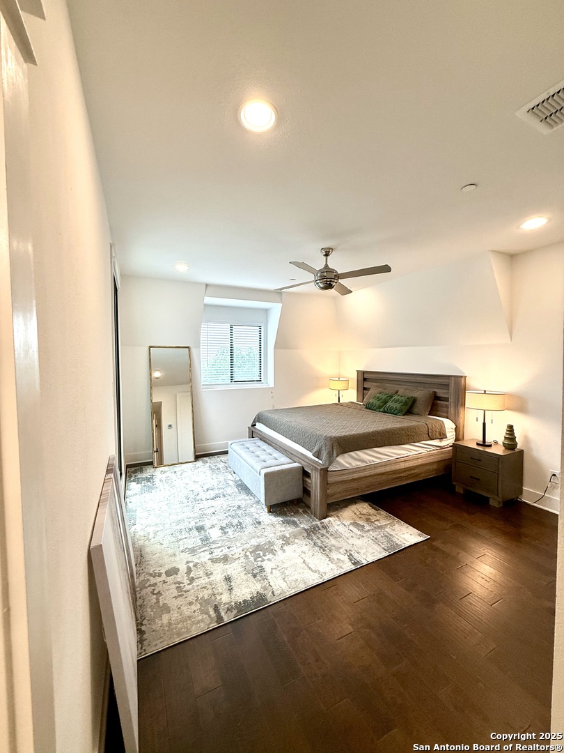 808 E Carson Street San Antonio TX 78208