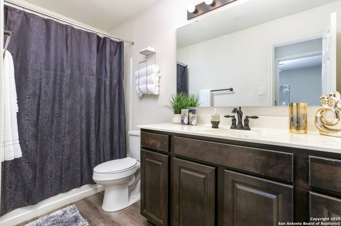 647 River Village San Antonio TX 78245