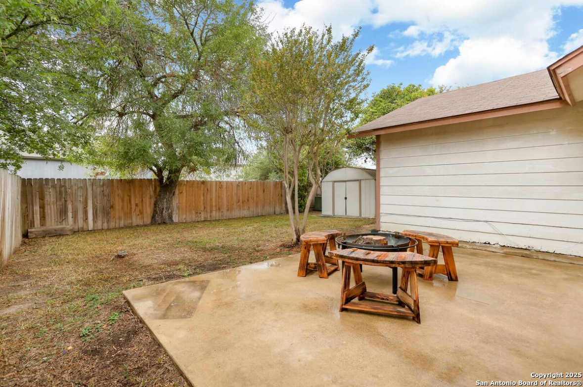 647 River Village San Antonio TX 78245