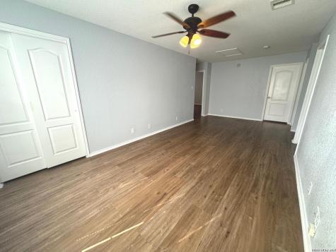 12926 Thomas Sumter Street San Antonio TX 78233