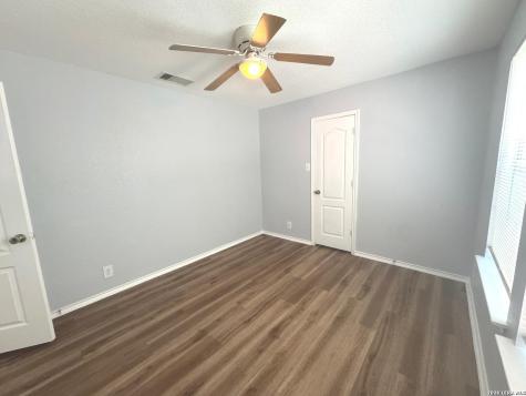 12926 Thomas Sumter Street San Antonio TX 78233