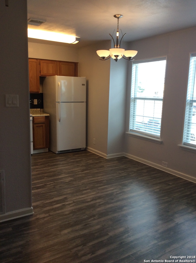 10551 Starcrest Drive San Antonio TX 78217