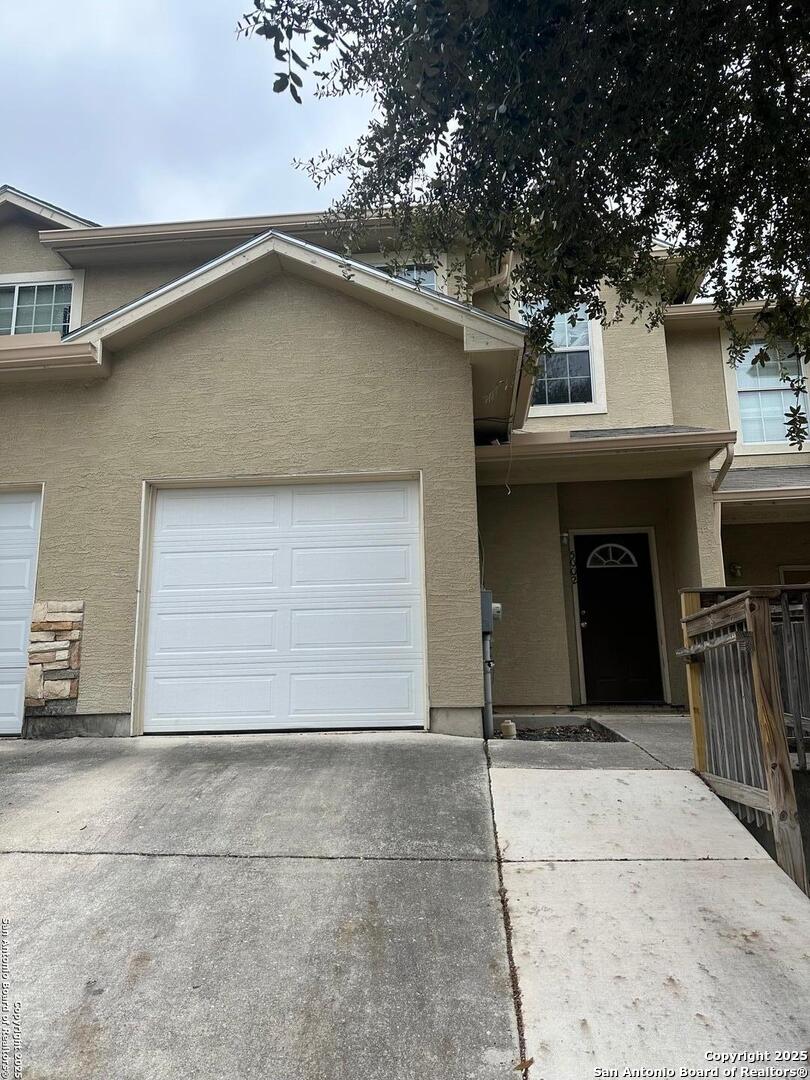 4931 Flipper Drive San Antonio TX 58238