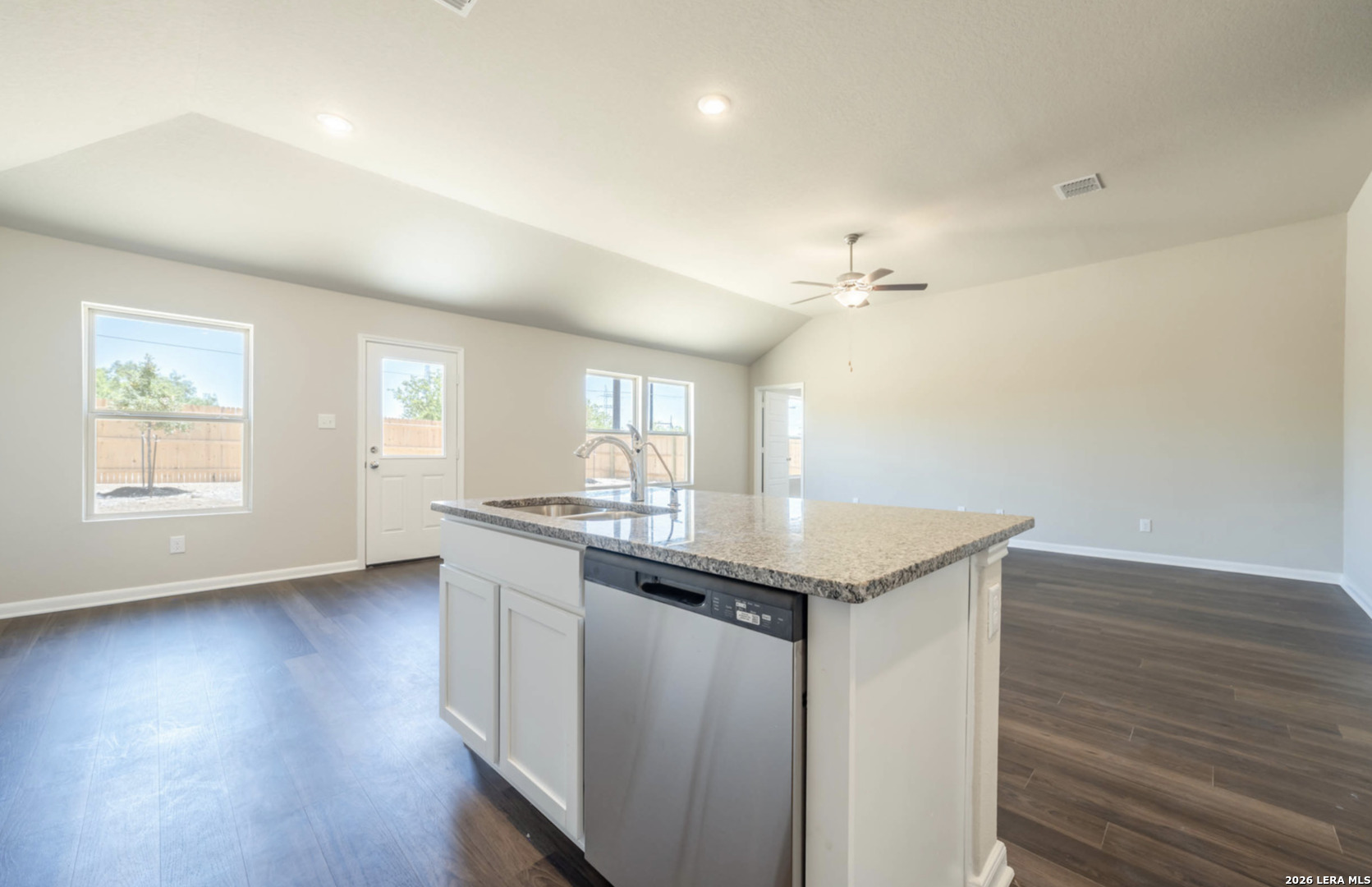 7106 Emerald Valley San Antonio TX 78242