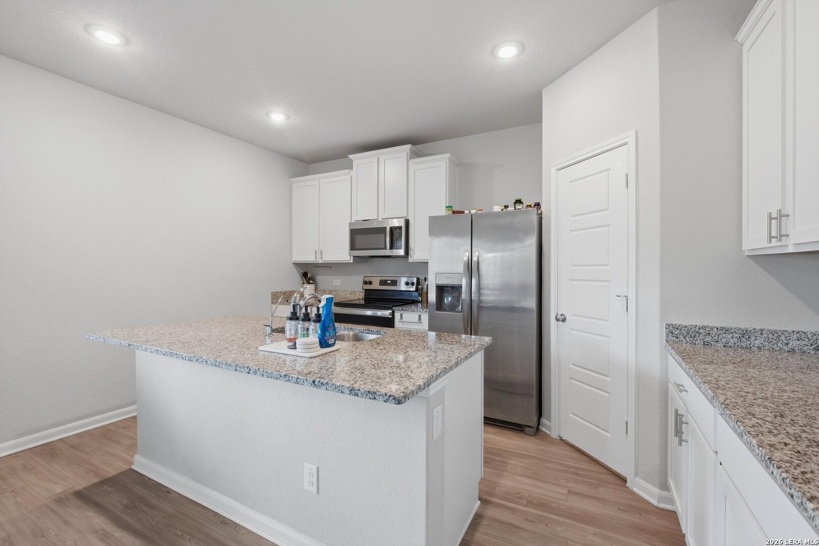 7102 Emerald Valley San Antonio TX 78242