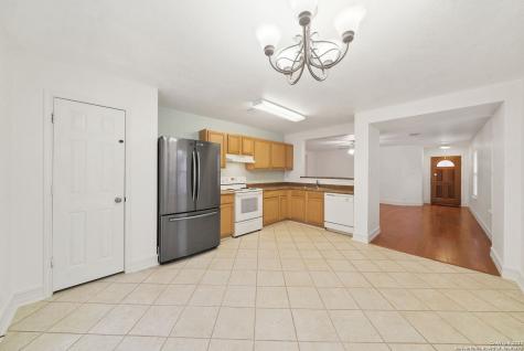 10215 Tiger Bay San Antonio TX 78251