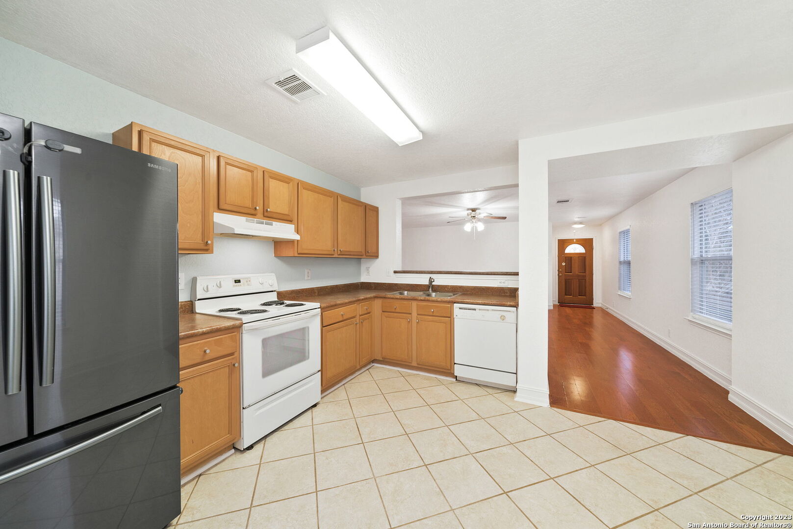 10215 Tiger Bay San Antonio TX 78251