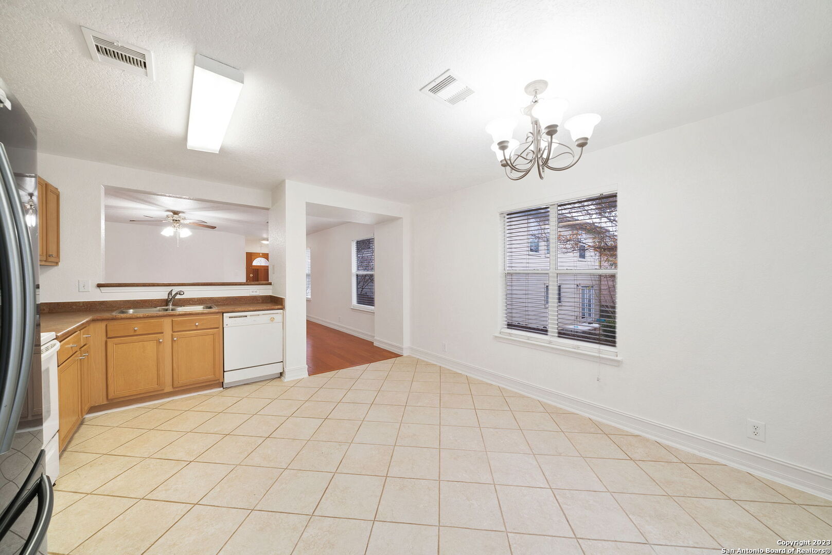 10215 Tiger Bay San Antonio TX 78251
