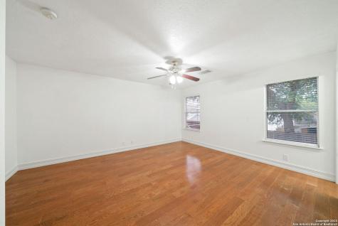 10215 Tiger Bay San Antonio TX 78251