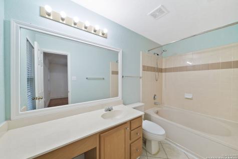 10215 Tiger Bay San Antonio TX 78251