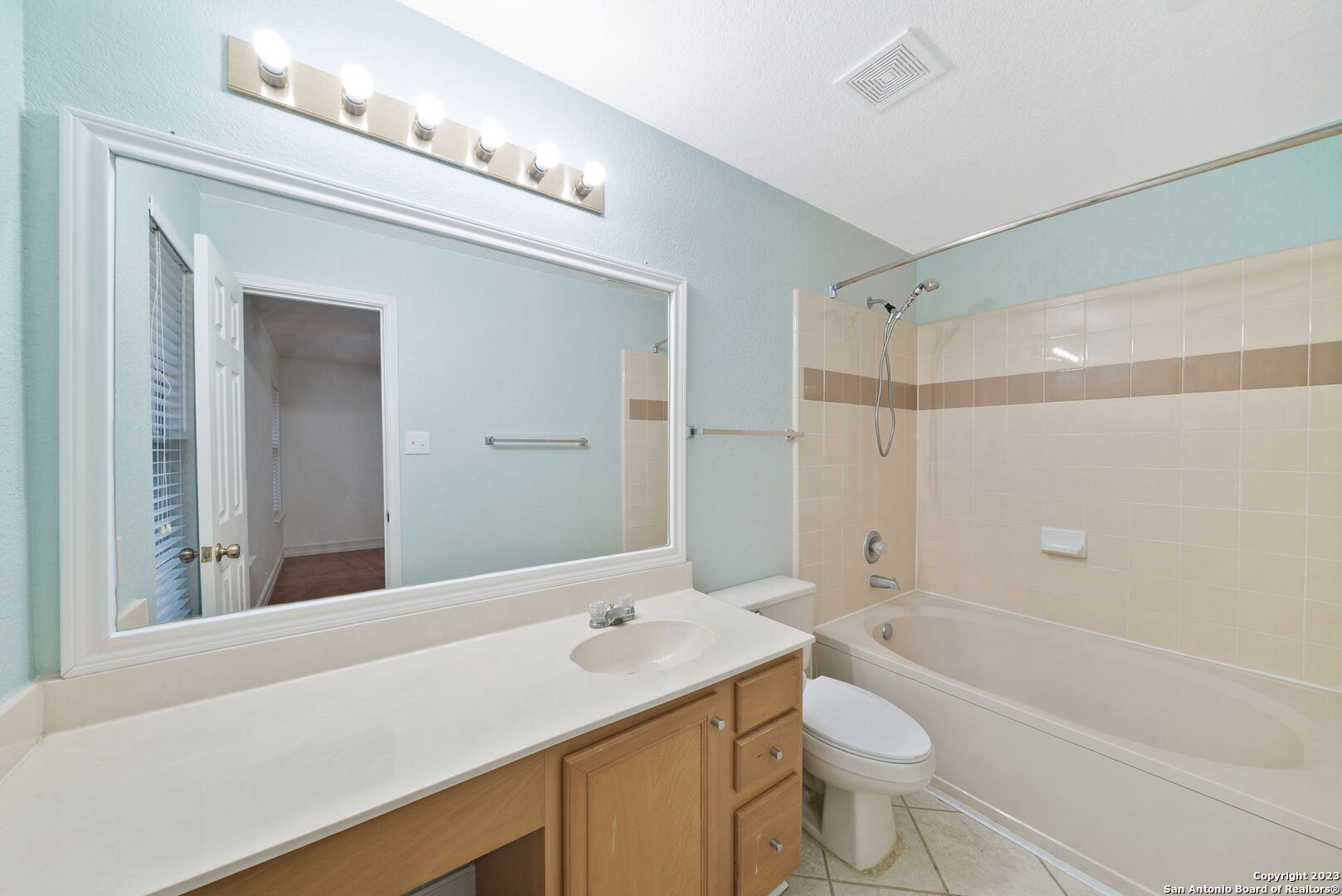 10215 Tiger Bay San Antonio TX 78251