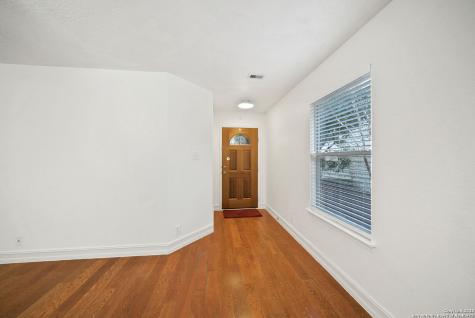 10215 Tiger Bay San Antonio TX 78251