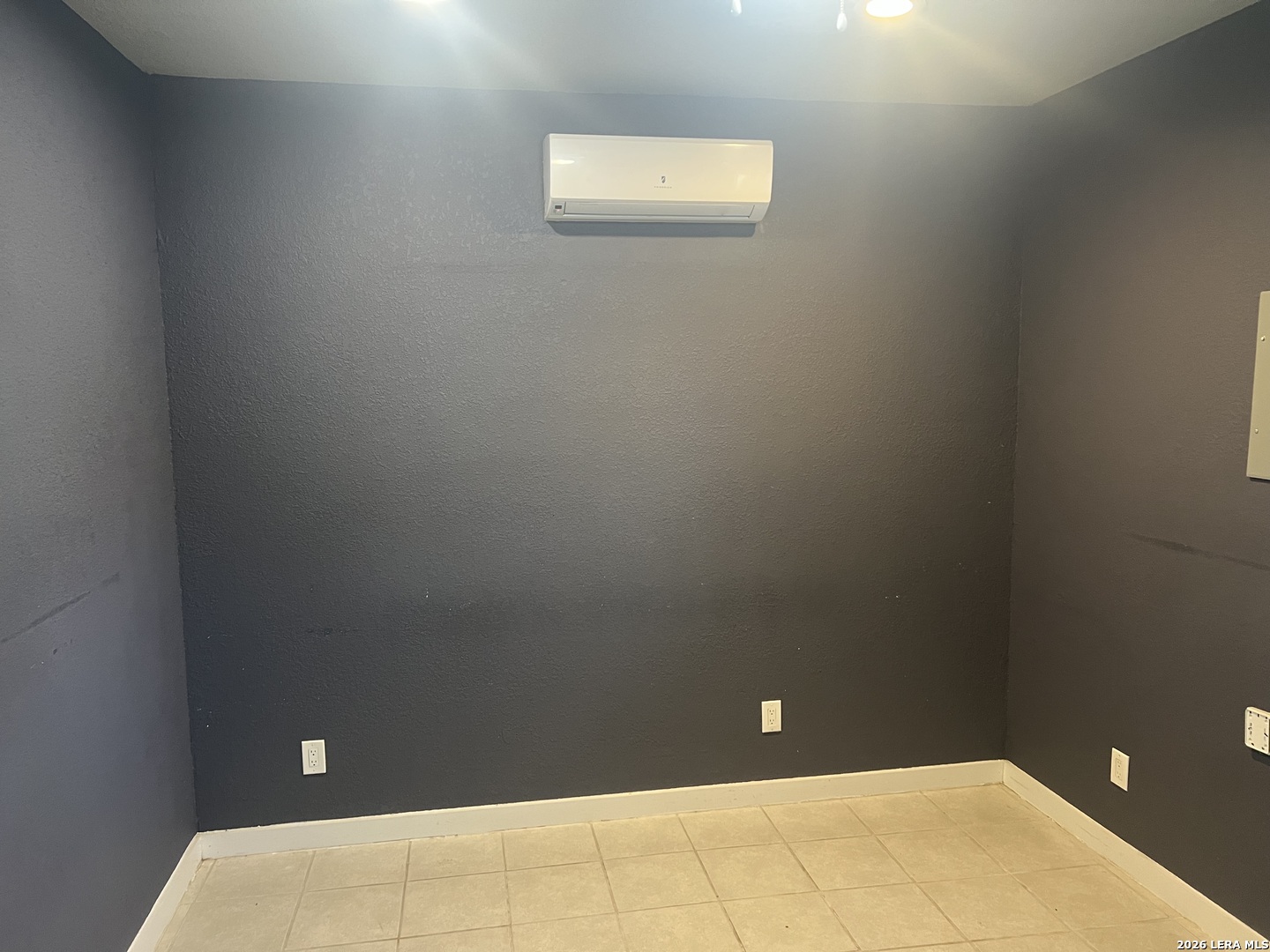 1750 W Craig Place San Antonio TX 78201