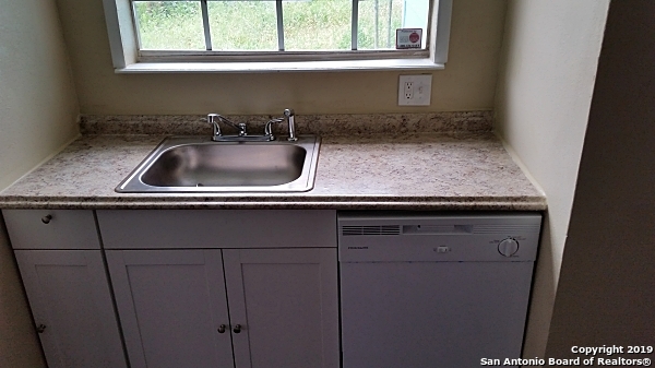 516 Bexar Drive San Antonio TX 78228