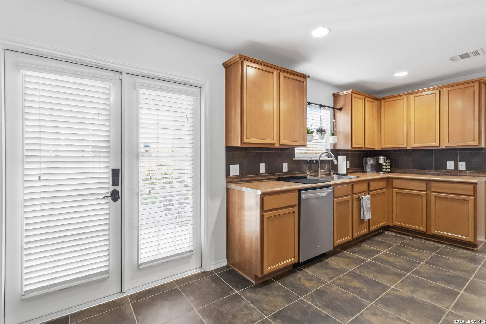 21514 Thunder Basin San Antonio TX 78261