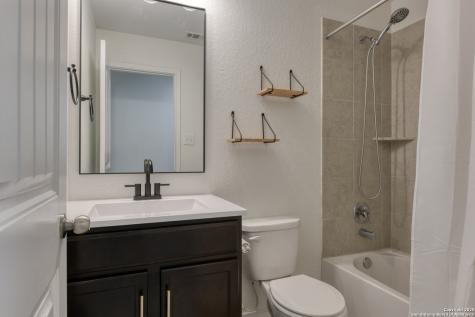 8732 Ironwood Hill San Antonio TX 78254