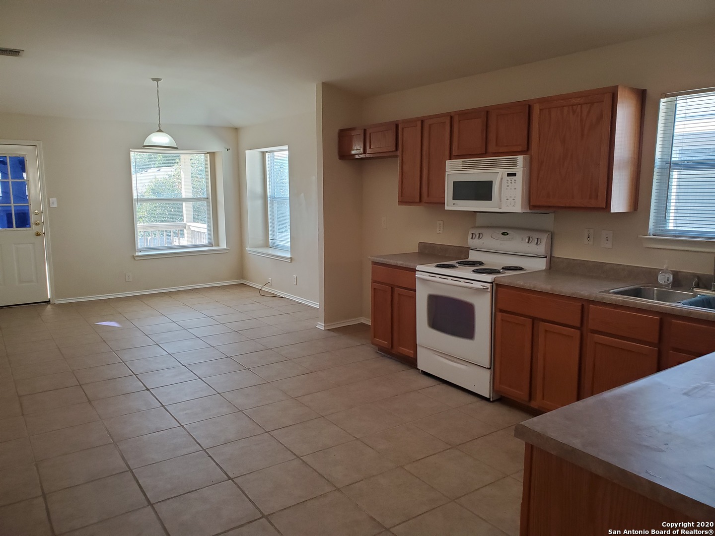 671 Rattler Bluff San Antonio TX 78251