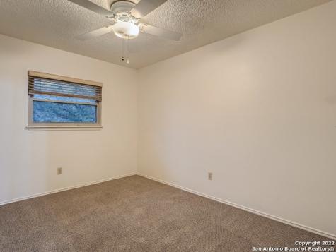 9731 Knob Oak San Antonio TX 78250