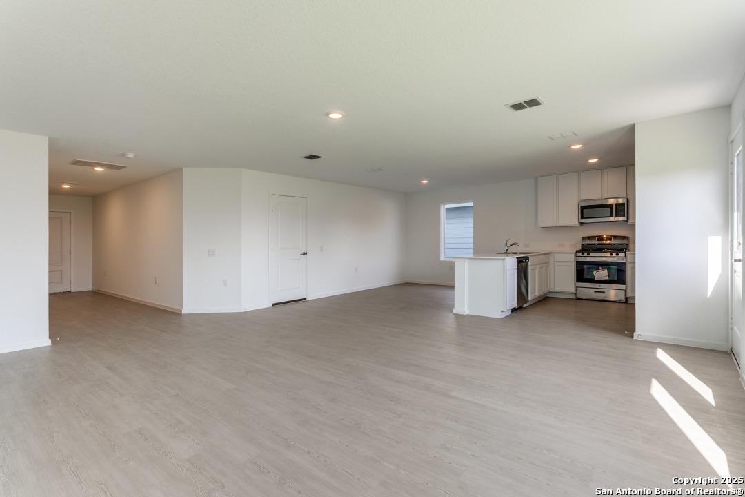 1418 Mira Mill San Antonio TX 78224