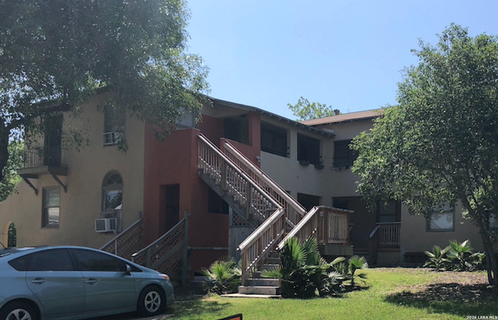 504 Elmhurst Avenue San Antonio TX 78209