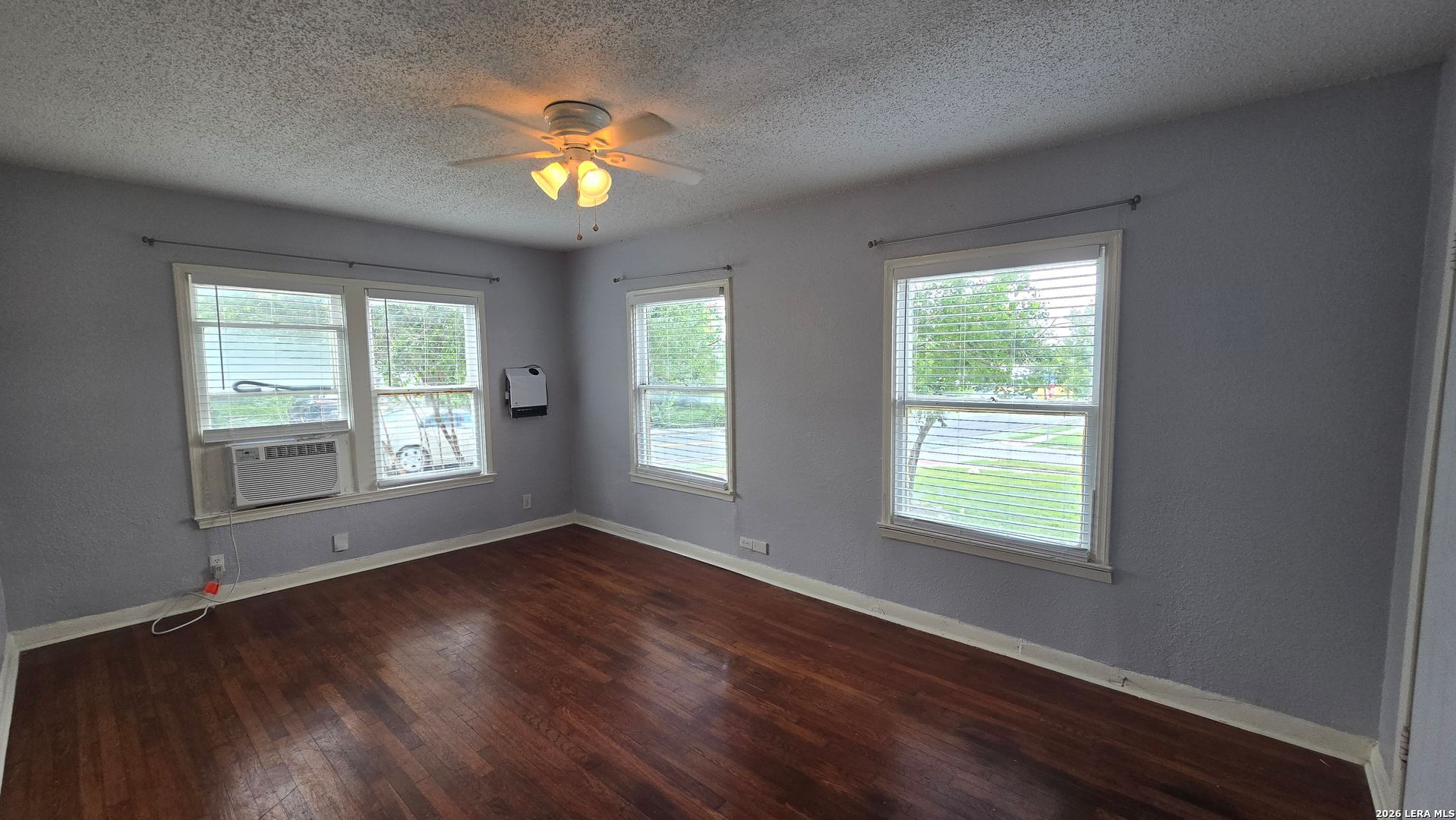 504 Elmhurst Avenue San Antonio TX 78209